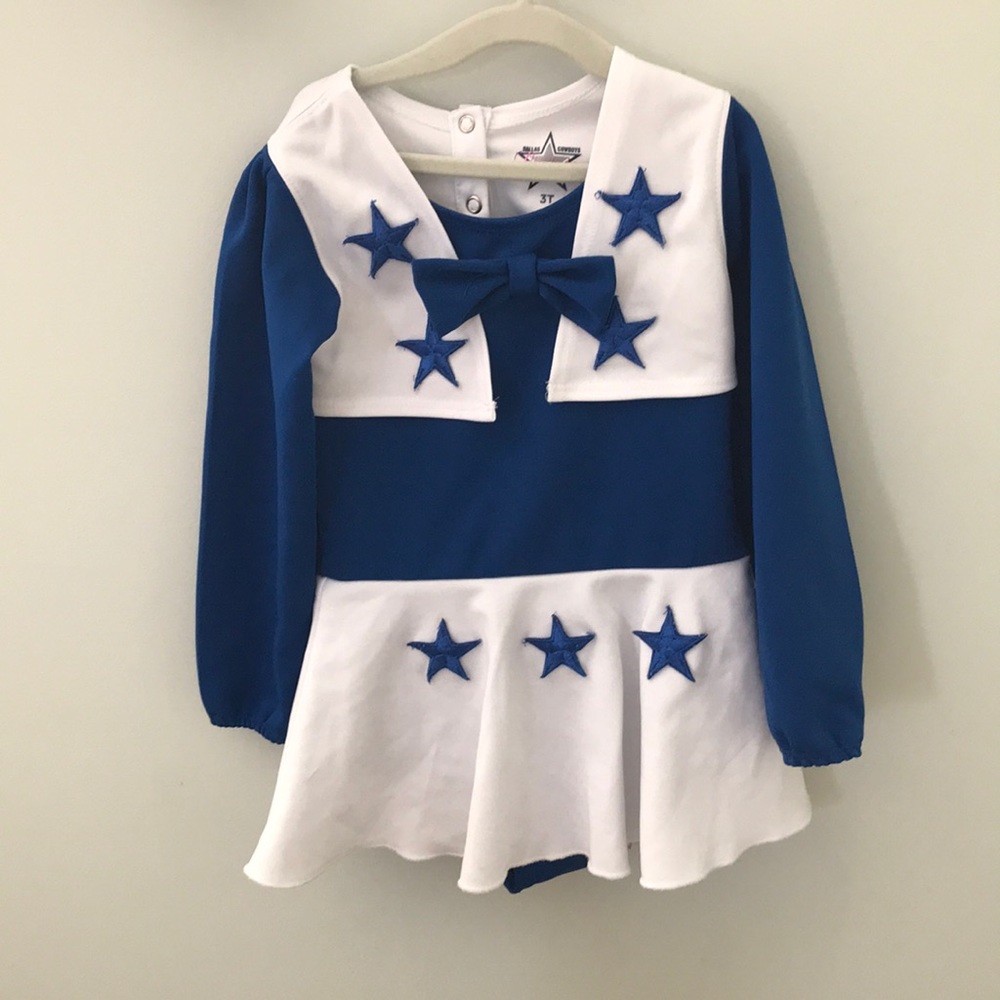 Dallas cheerleading uniform